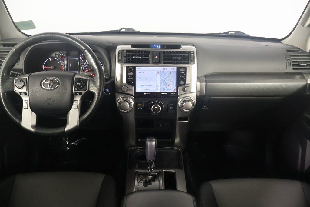 2023 Toyota 4Runner SR5 6