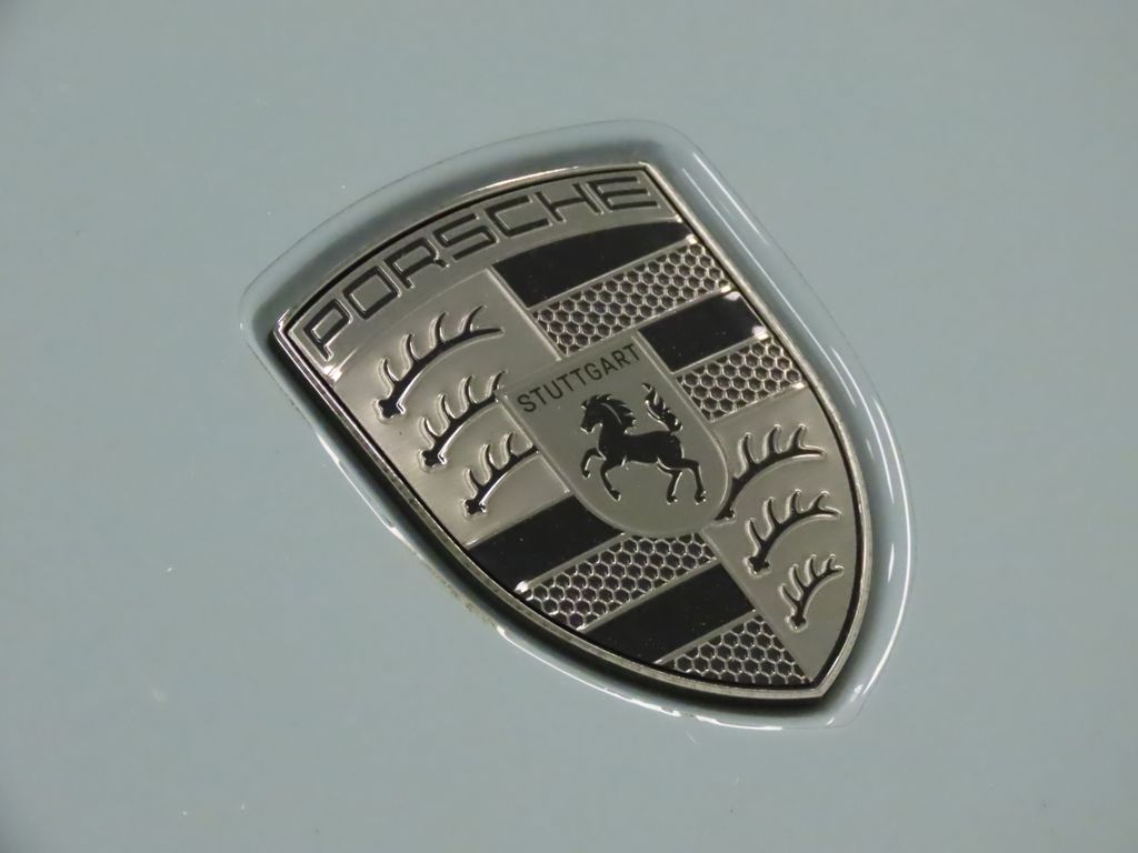 Thumbnail: 2025 Porsche Taycan - 13