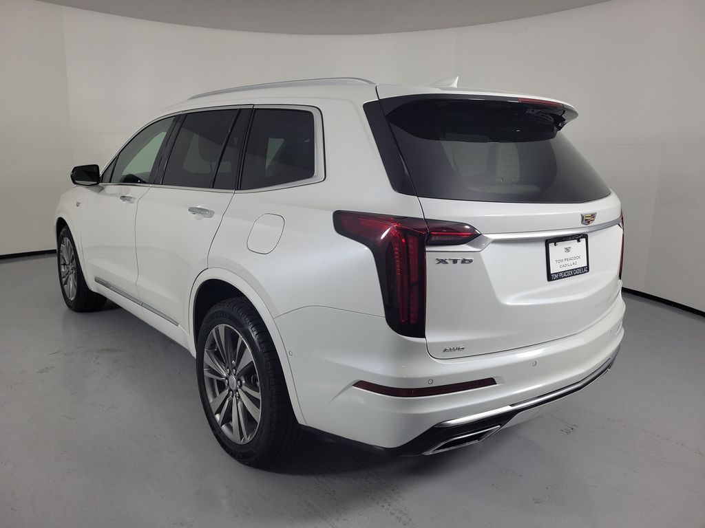 2023 Cadillac XT6 Premium Luxury - 2