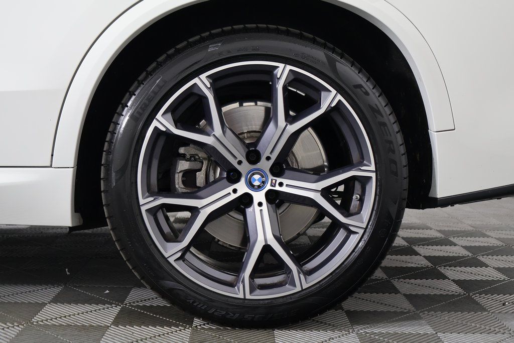 Thumbnail: 2024 BMW X5 - 16