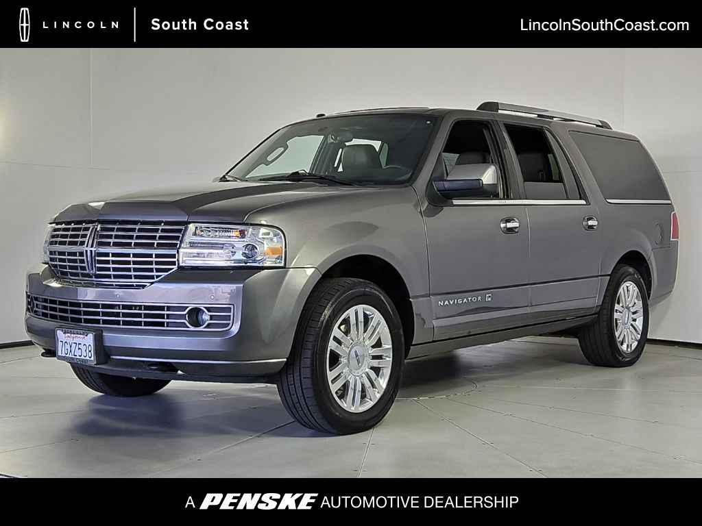 2014 Lincoln Navigator L  -
                  Santa Ana, CA