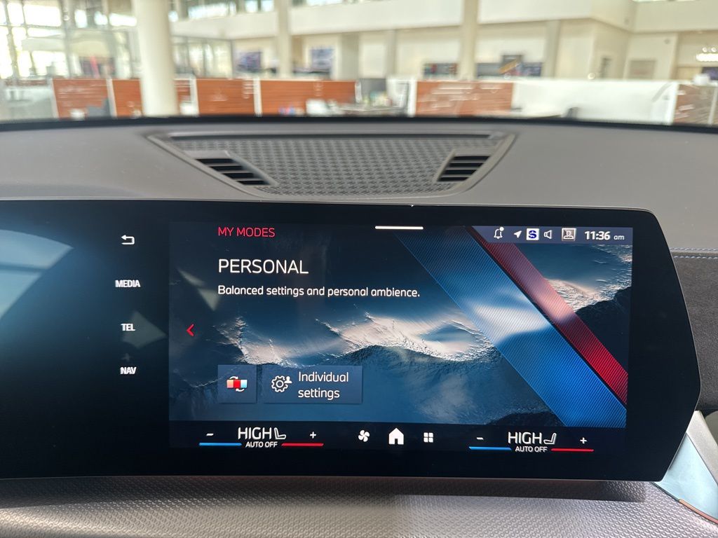 Thumbnail: 2025 BMW X2 - 21