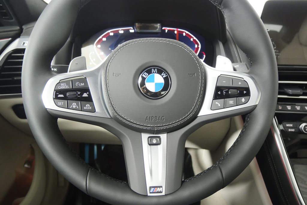 Thumbnail: 2026 BMW 8 Series - 24