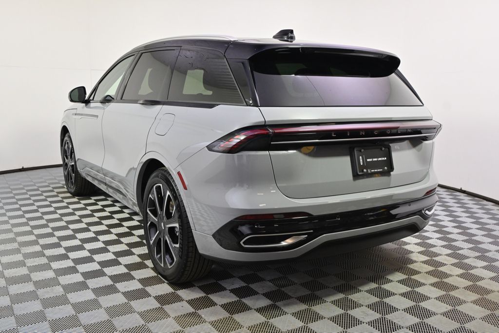 New 2026 Gray Lincoln Reserve image 4