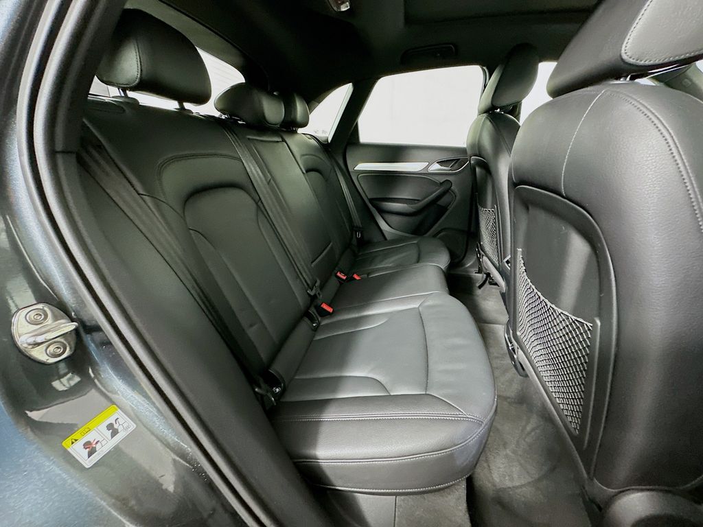 Thumbnail: 2018 Audi Q3 - 27