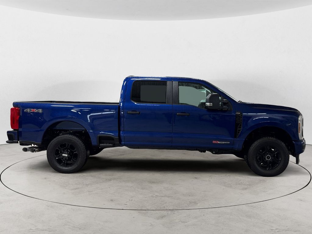 2026 Ford F-250 Super Duty XL - Photo 6