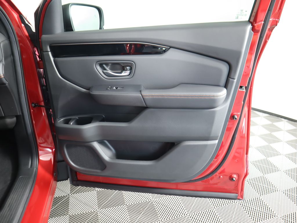 Thumbnail: 2025 Honda Pilot - 27