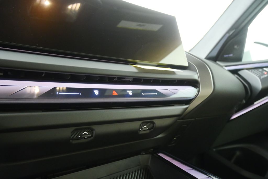 Thumbnail: 2026 BMW X3 - 19