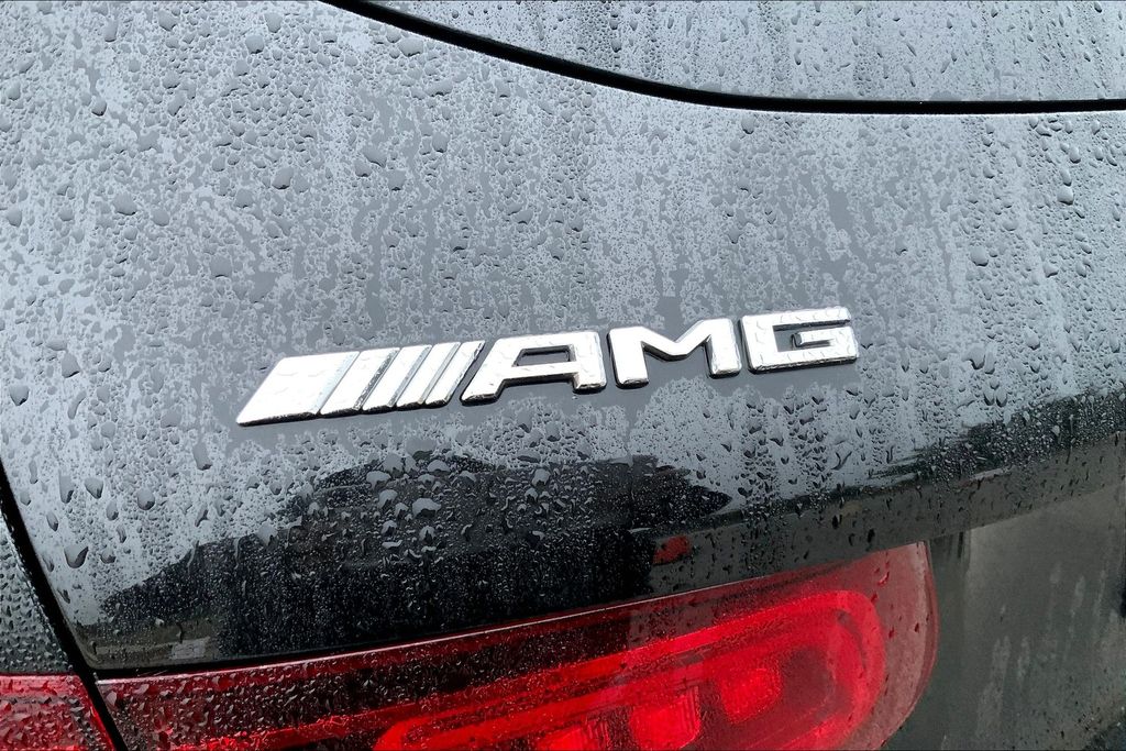 2022 Mercedes-Benz GLC 43 AMG 7