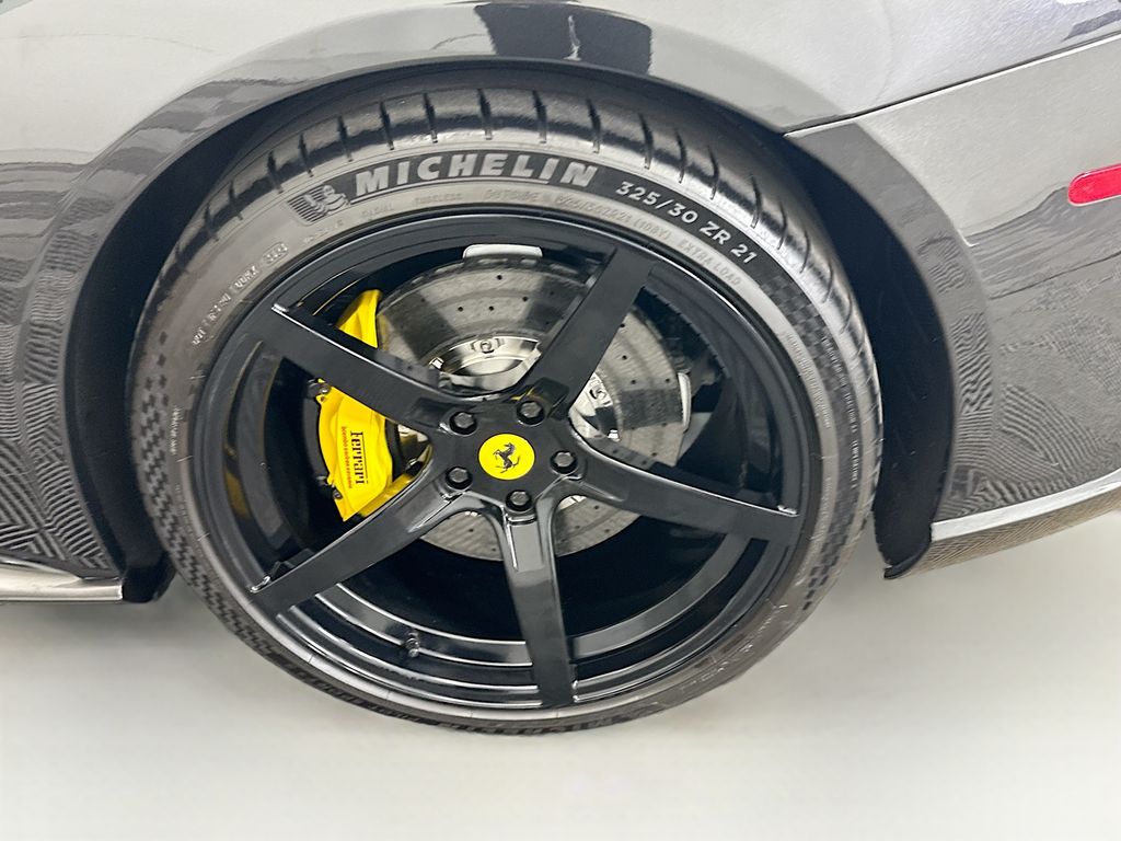 Thumbnail: 2014 Ferrari F12 - 25