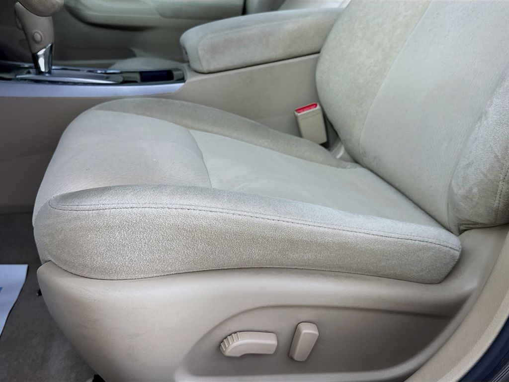 Used Car 2013 Nissan Altima  2.5 Sv For Sale Under $10,000 In Austin, Texas