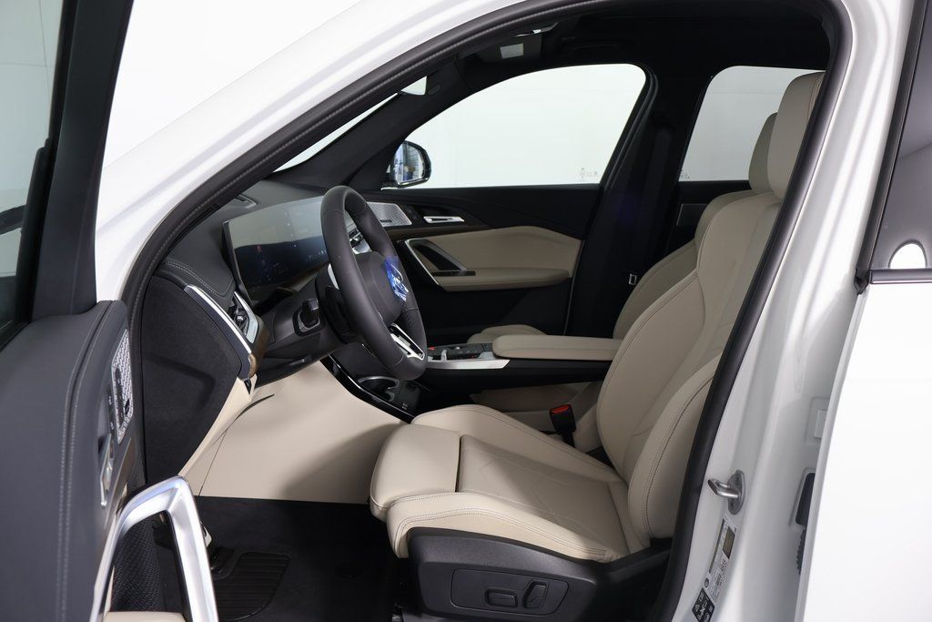 Thumbnail: 2025 BMW X1 - 5