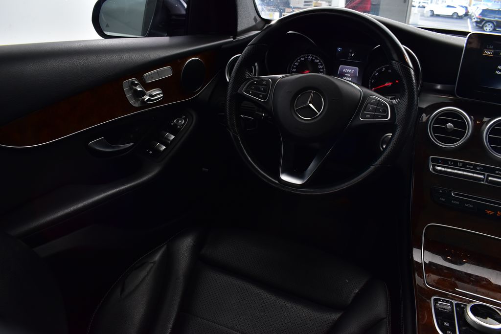 Thumbnail: 2018 Mercedes-Benz GLC - 23