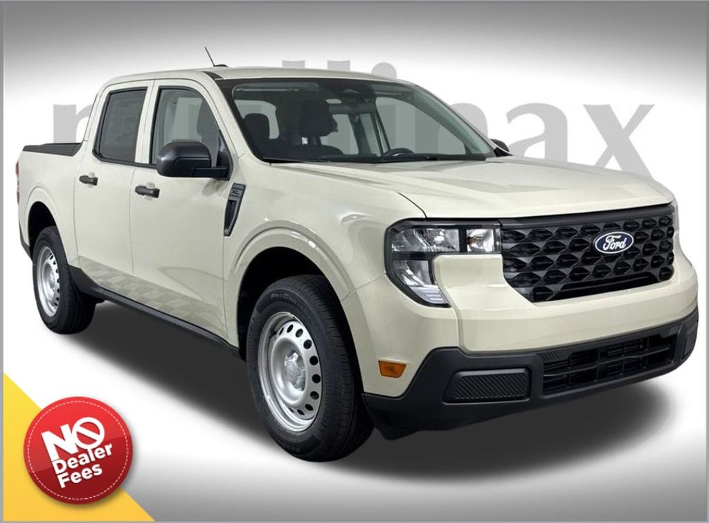 2025 Ford Maverick XL's photo