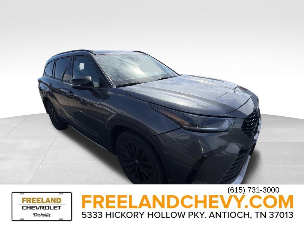  2024 Toyota Highlander XSE AWD   
