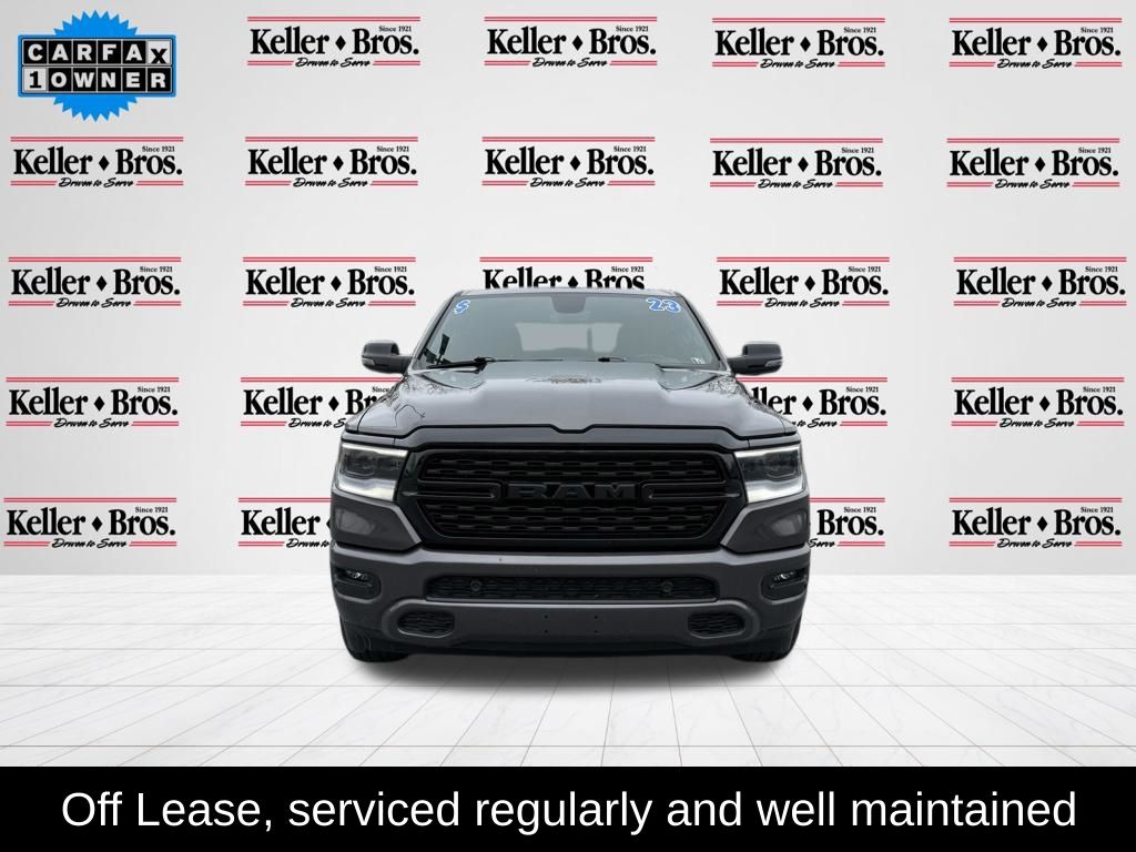 View vehicle photo 2