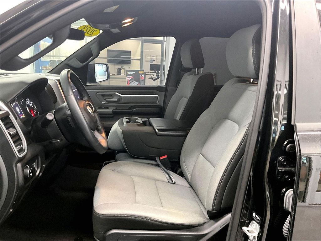 2023 Ram 1500 — photo 10