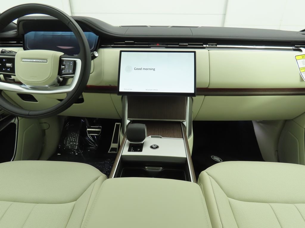 Thumbnail: 2025 Land Rover Range Rover - 14