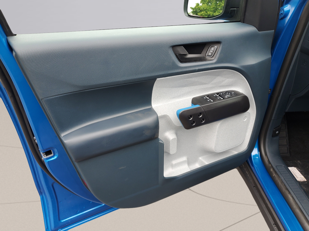 New 2025 Blue Ford XLT image 15