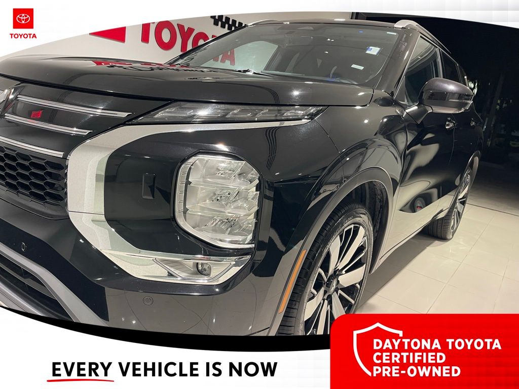 Used 2025 Mitsubishi Outlander SUV