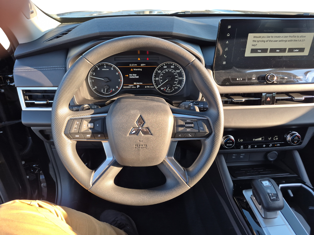 2026 Mitsubishi Outlander ES Black at Big Star Chrysler Jeep Dodge Ram 
