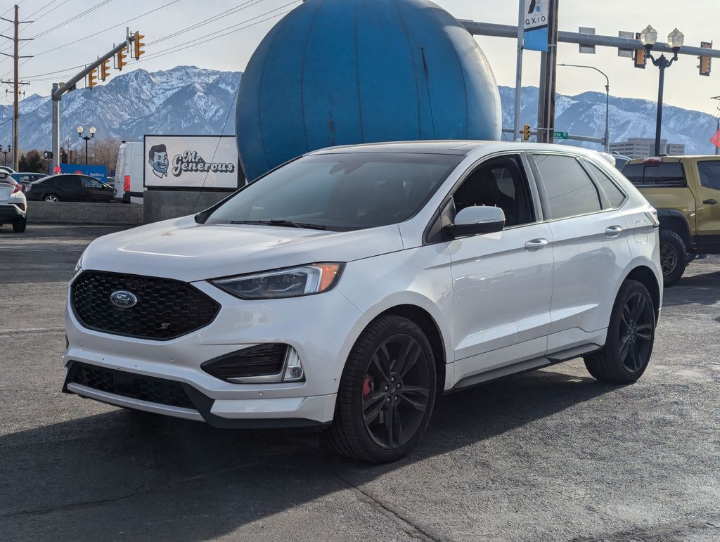 2019 Ford Edge ST 9