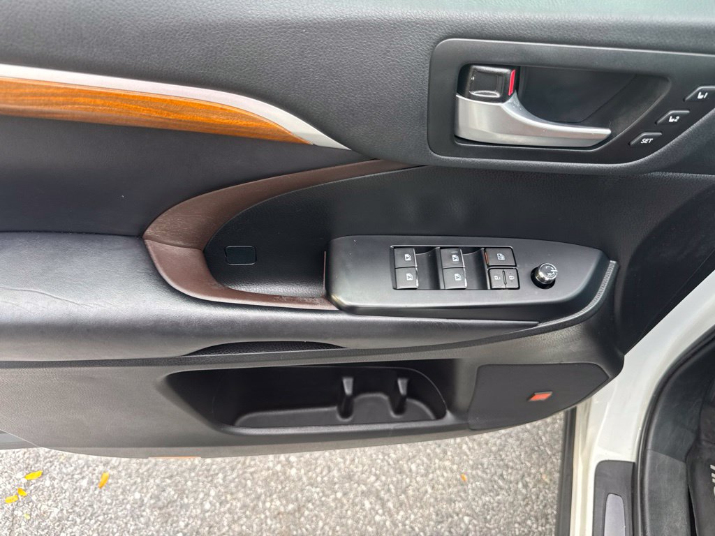 Used 2019 Toyota Highlander SUV