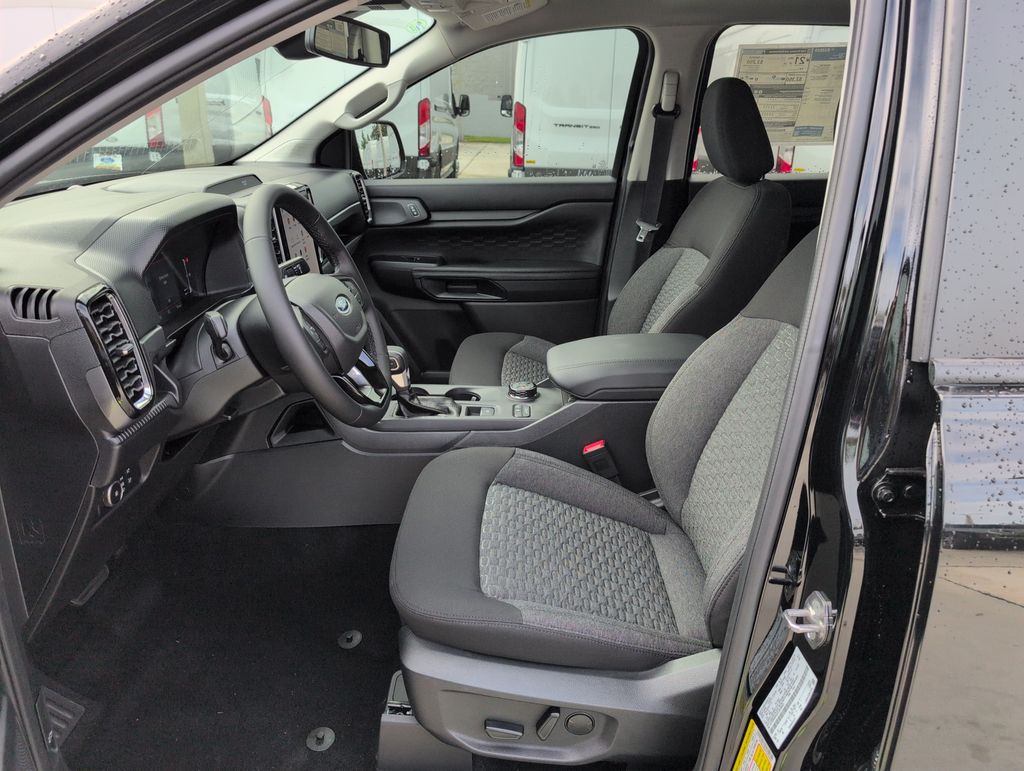New 2026 Black Ford XLT image 5