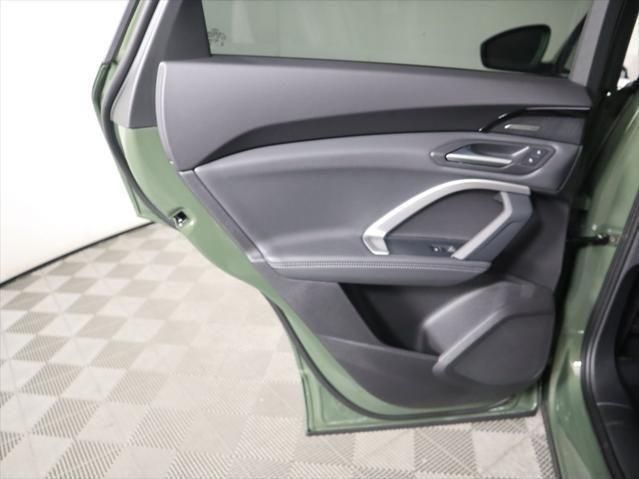 Thumbnail: 2025 Audi Q5 - 28