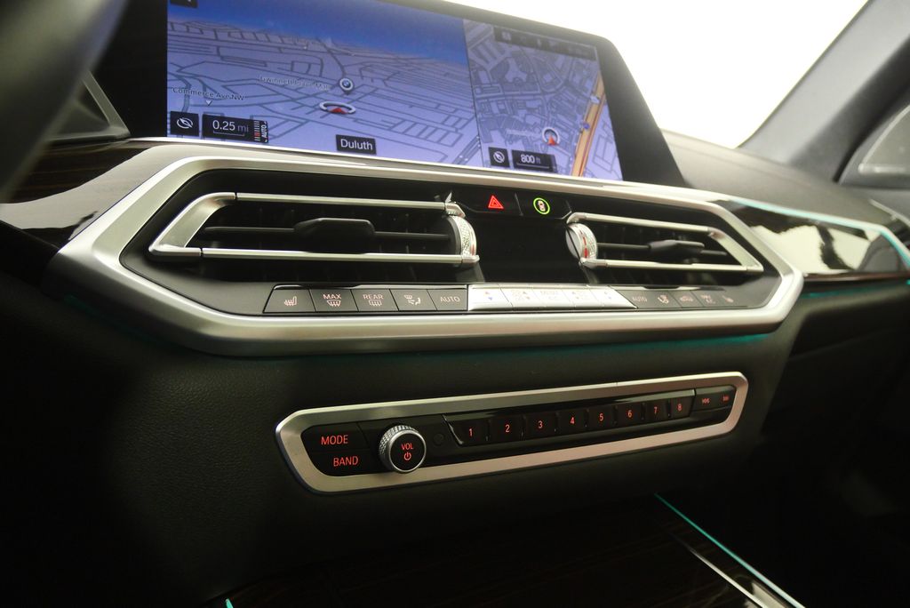 Thumbnail: 2021 BMW X5 - 28
