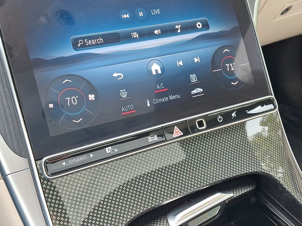 Thumbnail: 2023 Mercedes-Benz C-Class - 16