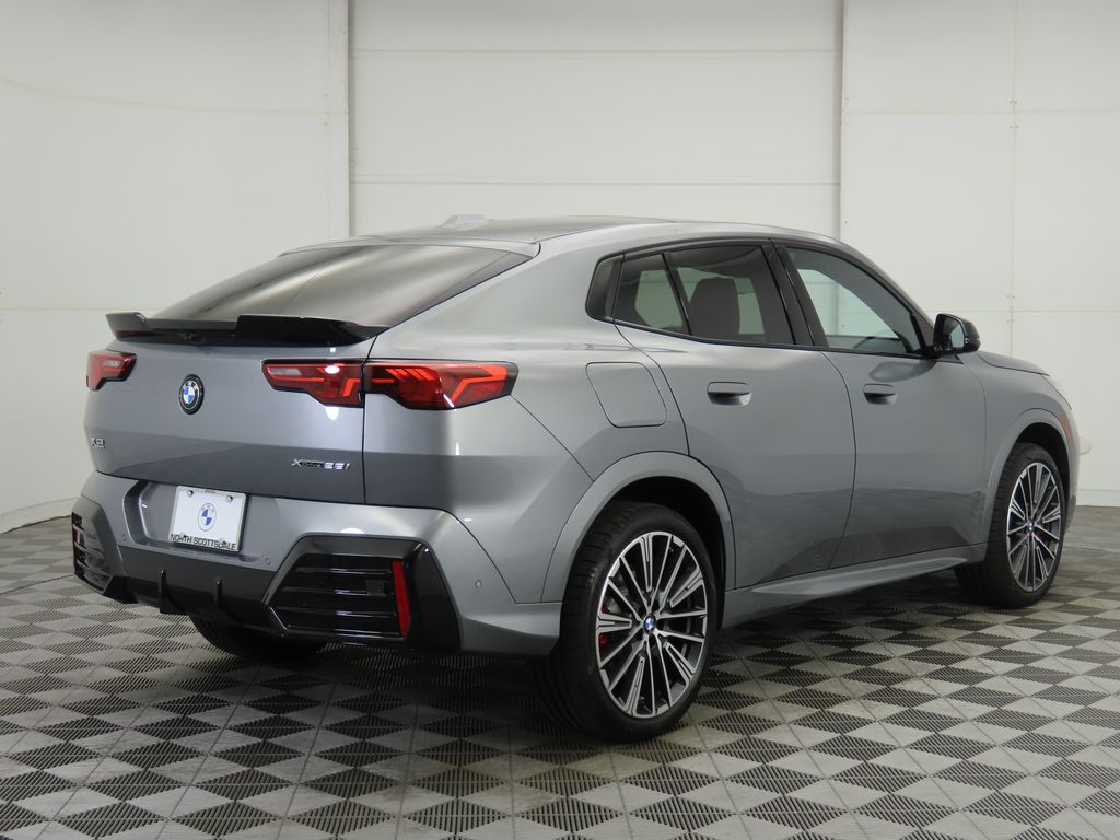 Thumbnail: 2025 BMW X2 - 5