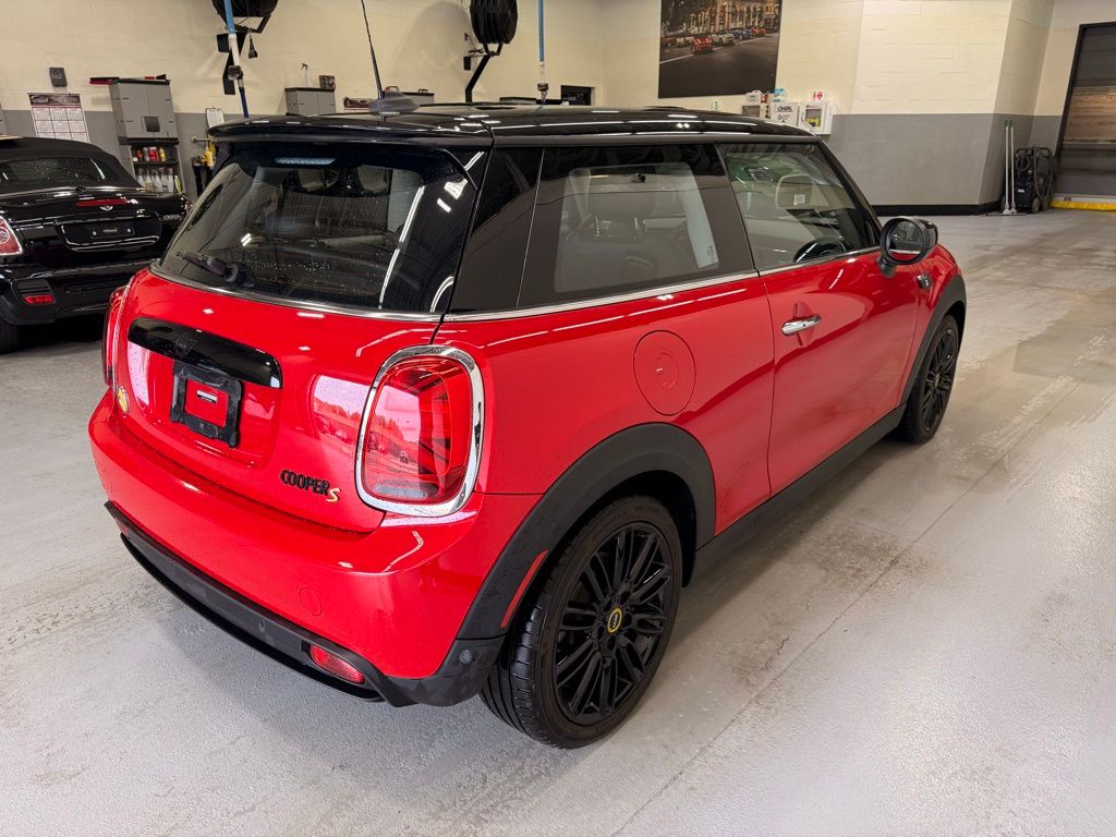 Thumbnail: 2023 MINI Cooper - 6