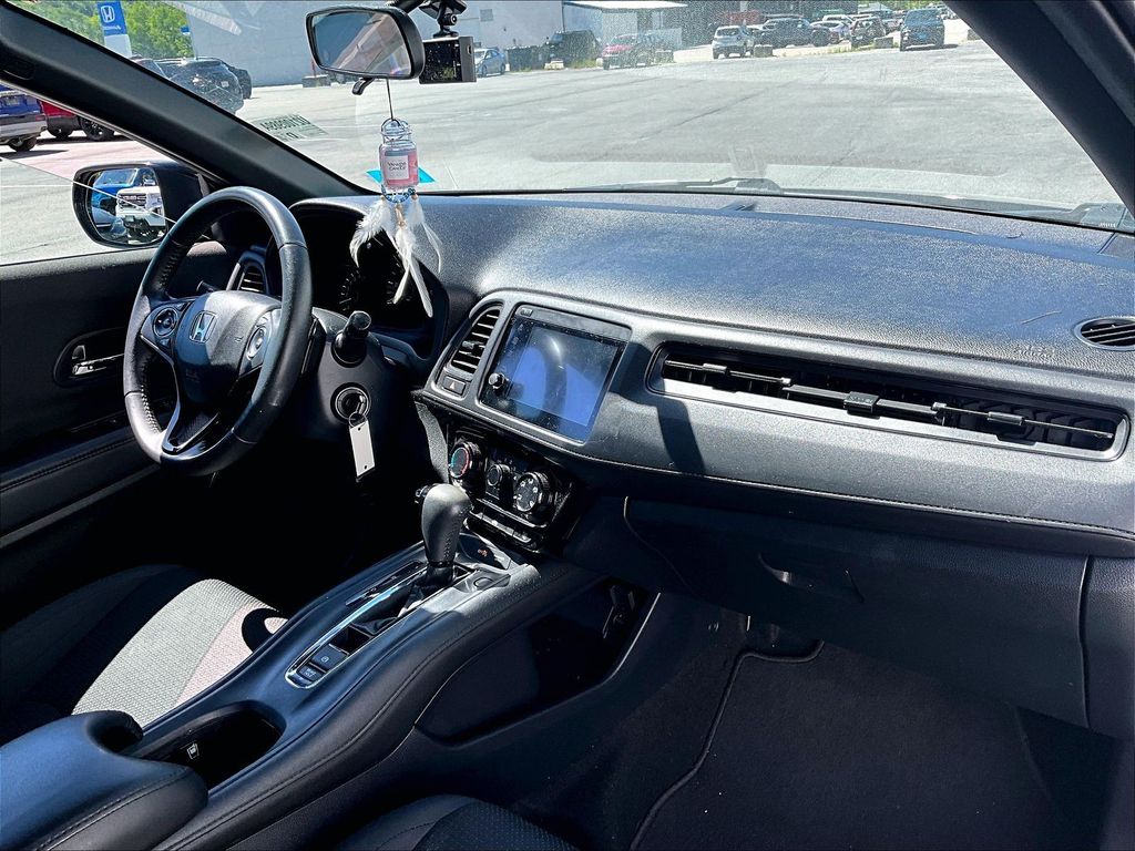 2021 Honda HR-V — photo 14