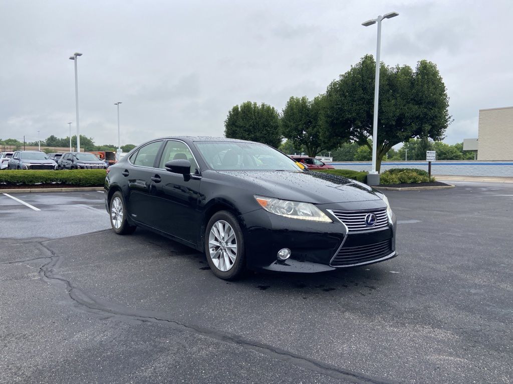Thumbnail: 2013 Lexus ES - 7