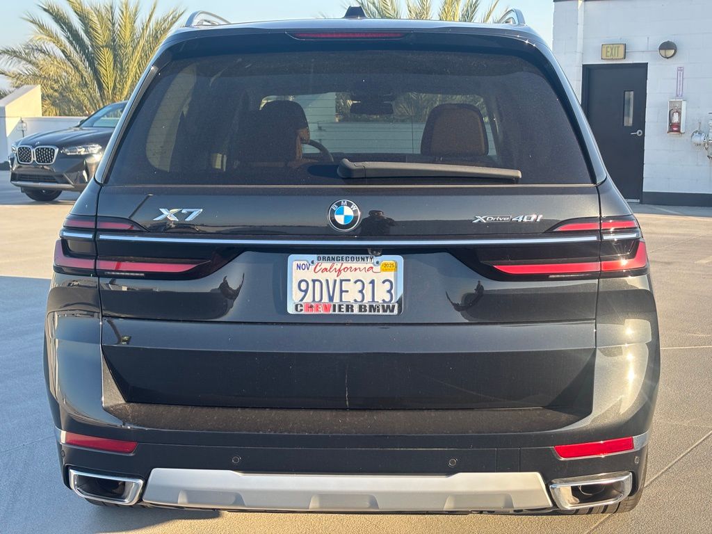 Thumbnail: 2023 BMW X7 - 6