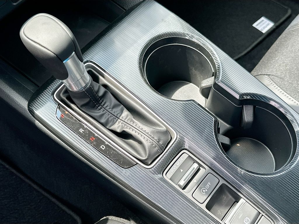 2025 Honda Civic Sport 14