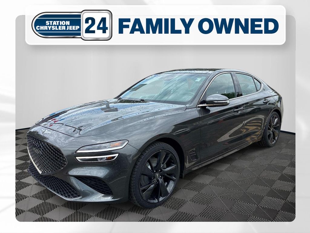 2023 Genesis G70 2.0T RWD