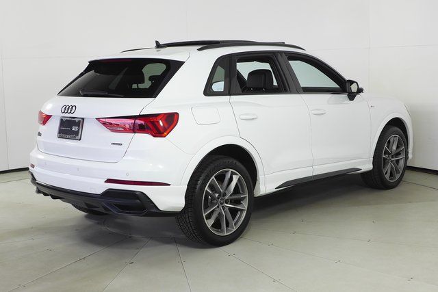 2022 Audi Q3 Premium 7