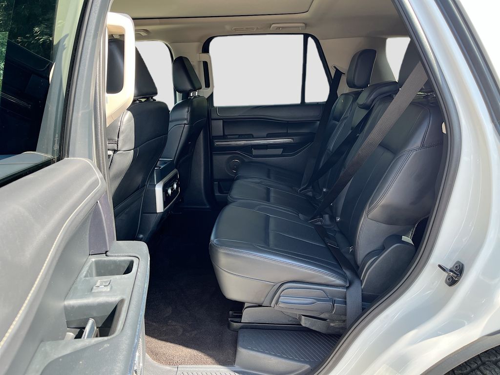 Used 2023 White Ford XLT image 25