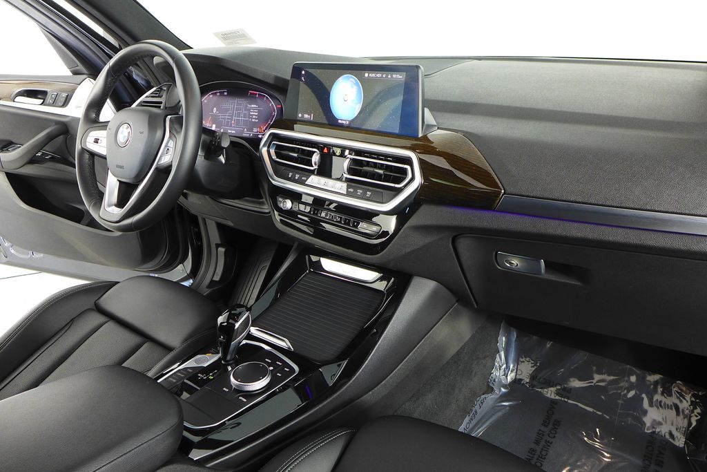 Thumbnail: 2023 BMW X3 - 13