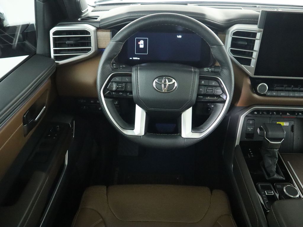 Thumbnail: 2023 Toyota Tundra - 10