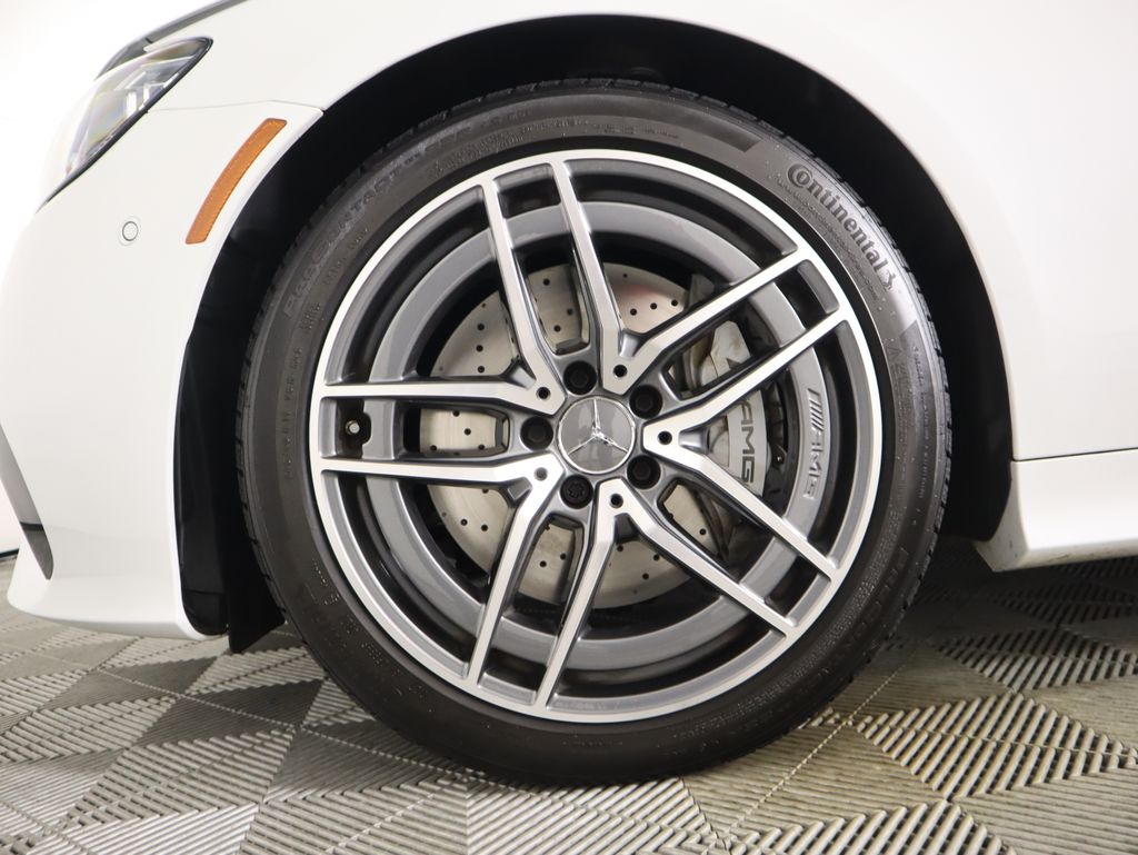 Thumbnail: 2022 Mercedes-Benz E-Class - 28