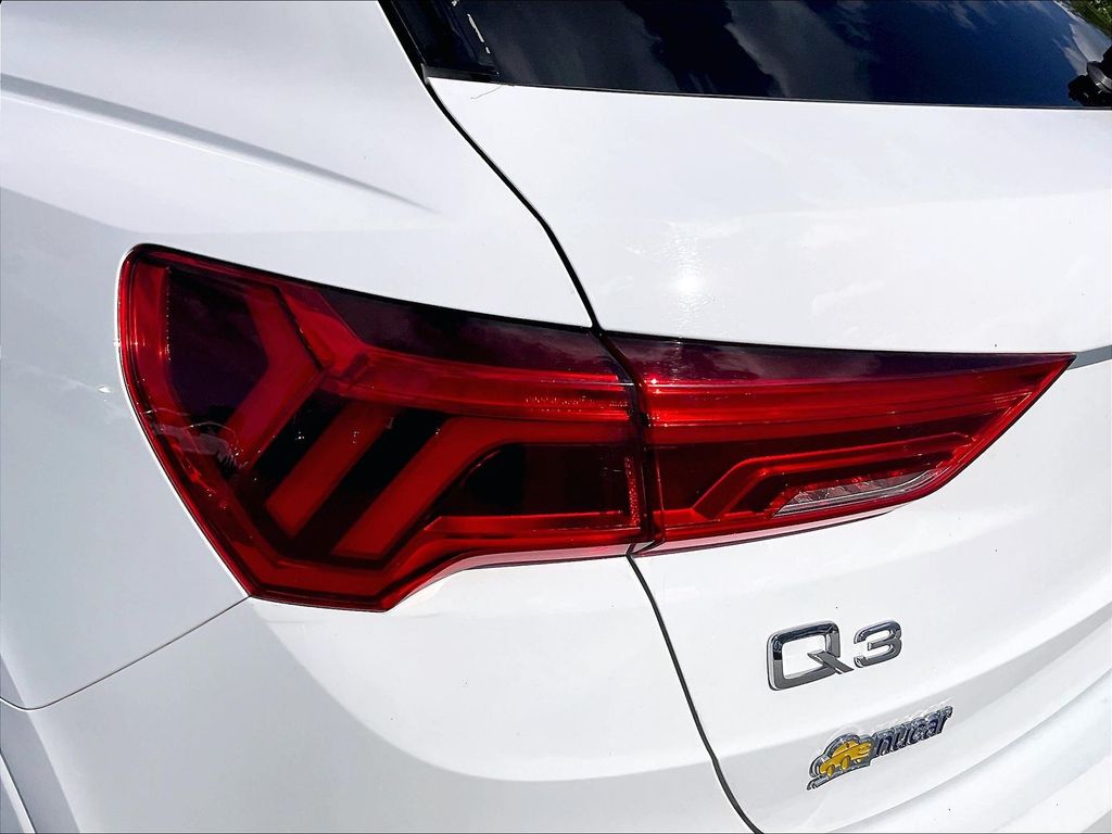 2023 Audi Q3 — photo 31