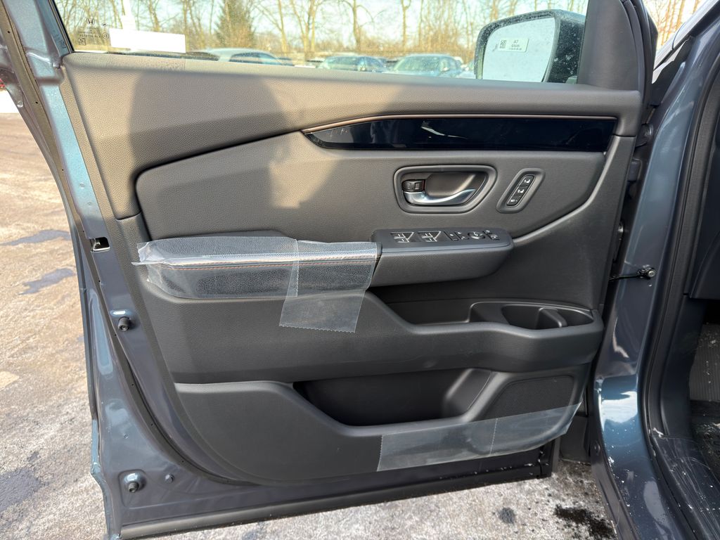 Thumbnail: 2026 Honda Pilot - 19