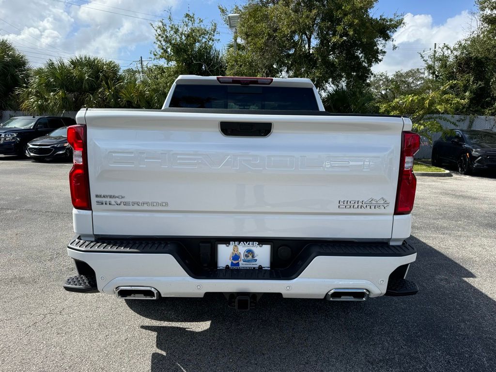 2025 Chevrolet Silverado 1500 High Country 7