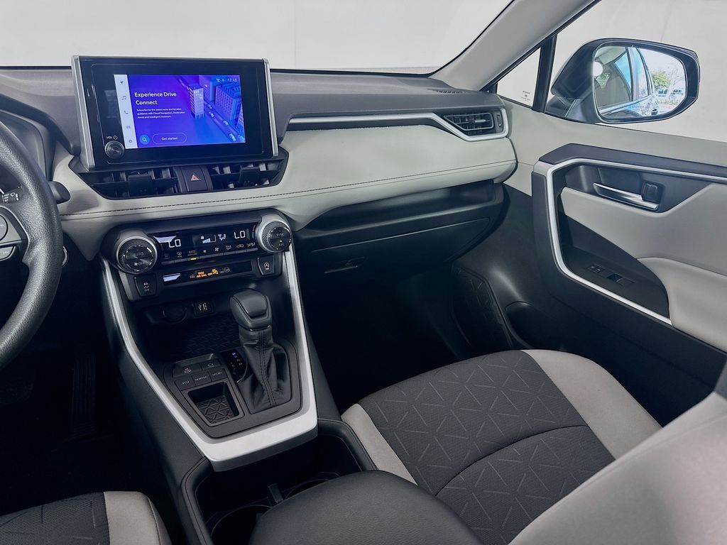 Thumbnail: 2025 Toyota RAV4 - 24