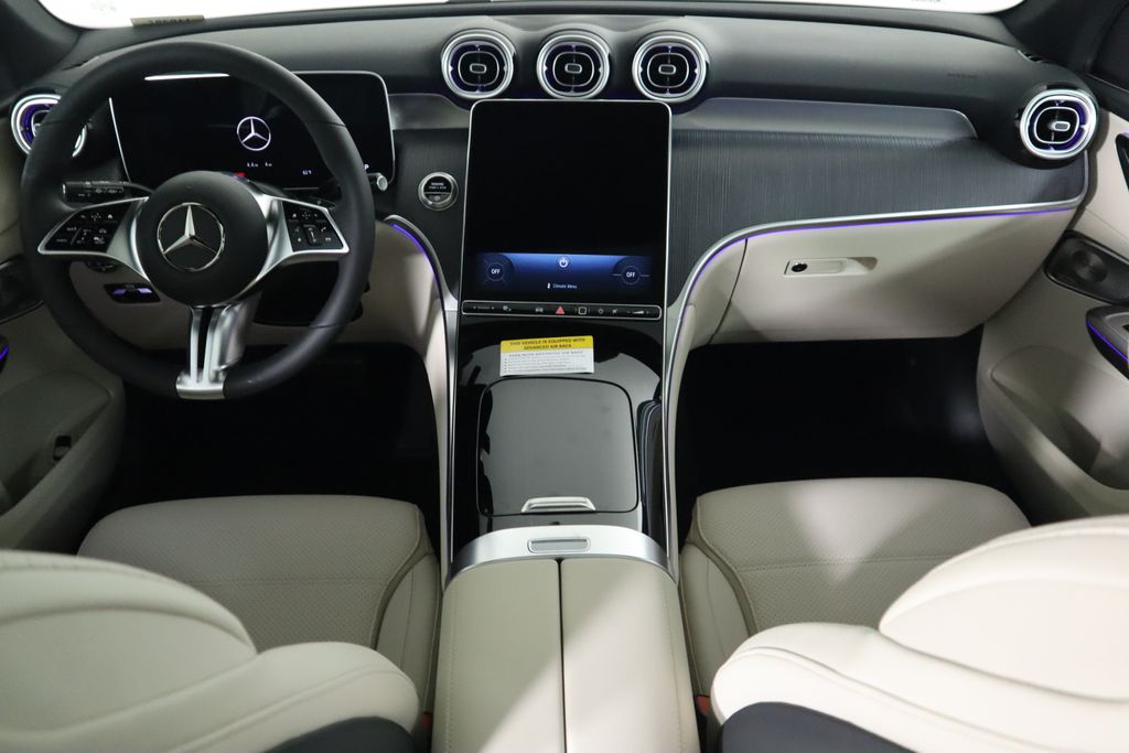 Thumbnail: 2025 Mercedes-Benz GLC - 13