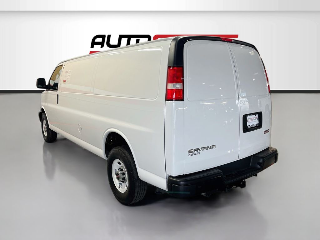 Used 2025 Summit White GMC Work Van image 5