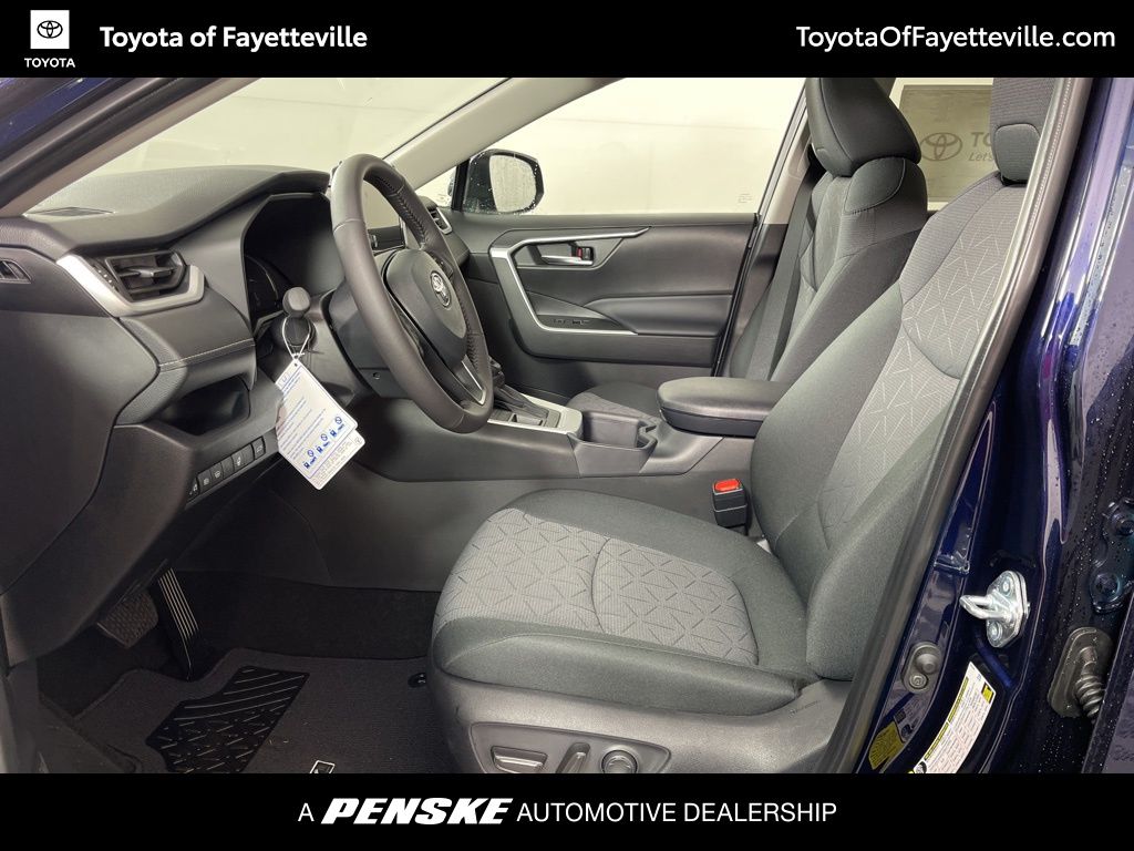 Thumbnail: 2025 Toyota RAV4 - 23